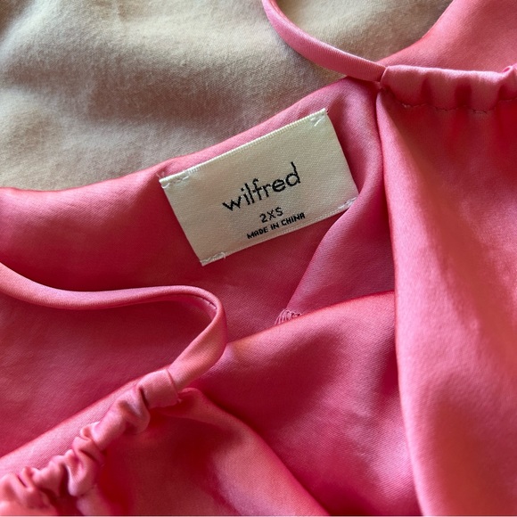 ๐ Aritzia Cowl Neck Silk Dress - Picture 4 of 5